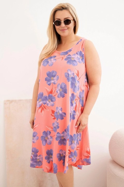 Malinowa sukienka wiskozowa Plus Size w letni wzór kwiatowy