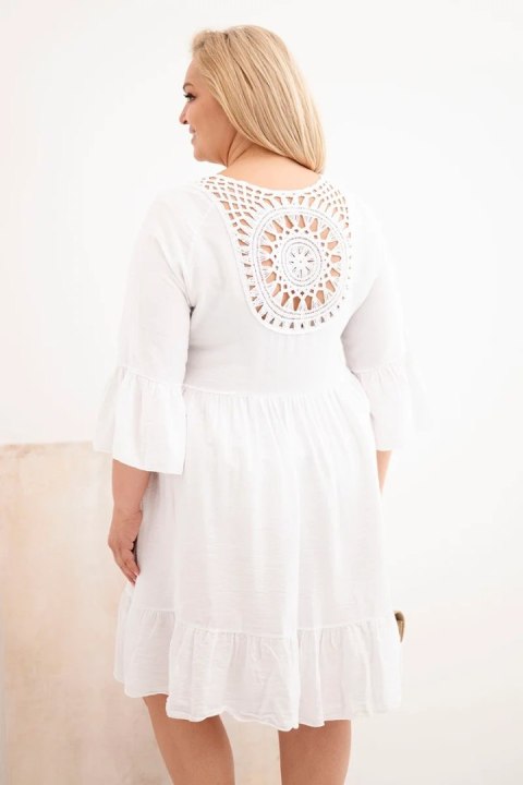 Sukienka damska Plus Size wiskozowa z ażurowym zdobieniem biała