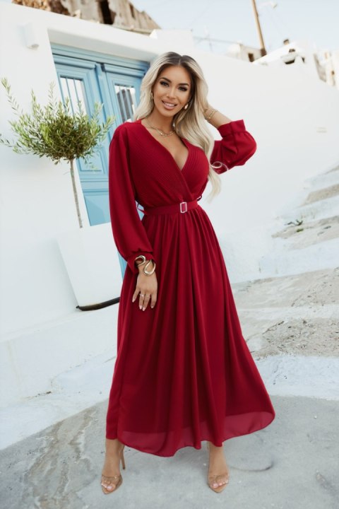 639-1 Elegancka plisowana sukienka maxi z paskiem i kopertowym dekoltem - bordowa - UNI