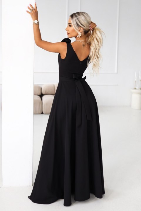 643-2 Elegancka wieczorowa suknia maxi z rozcięciem i różami - klasyczna czerń - S