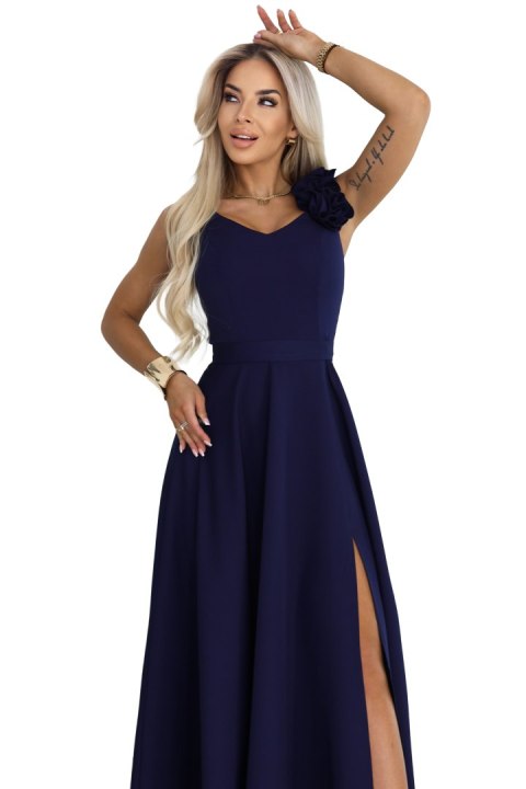 643-4 Elegancka wieczorowa suknia maxi z rozcięciem i różami - granatowa - S