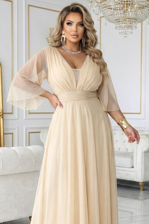 654-2 Długa połyskująca sukienka plus size z dekoltem i transparentnym rękawkiem - szampański beż - UNI