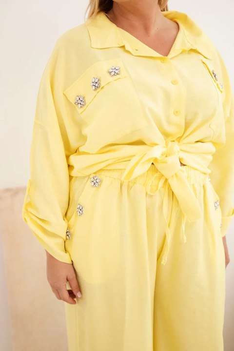 Komplet damski Plus Size z koszulą i szerokimi spodniami żółty