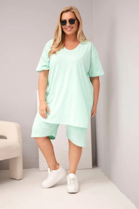 Miętowy bawełniany komplet Plus Size z bluzką V-neck i szortami