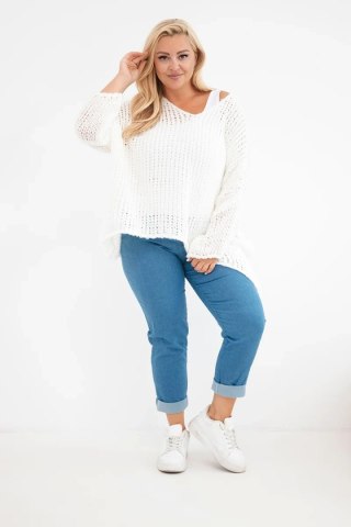 Sweter damski ażurowy oversize z dekoltem V i dłuższym tyłem ecru
