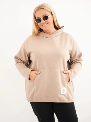 Bluza damska Plus Size masełko z kapturem i kieszenią kangurką camelowa