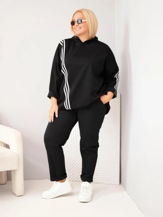 Bluza damska Plus Size wiskozowa z kapturem i ozdobnymi paskami czarna