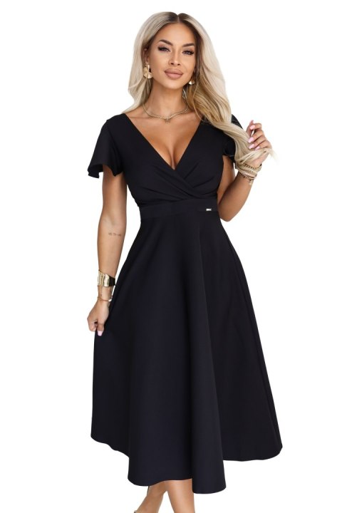 675-5 Rozkloszowana sukienka midi z kopertowym dekoltem i krótkim rękawkiem - czarna - XXL