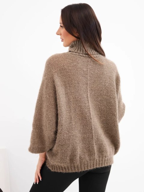 Sweter z golfem fango