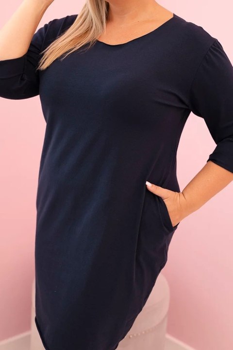 Sukienka damska Plus Size z bawełną o prostym kroju i rękawem 3/4 granatowa