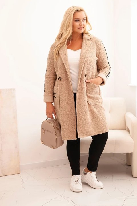 Ciemnobeżowy płaszcz damski Plus Size ze sztucznego baranka