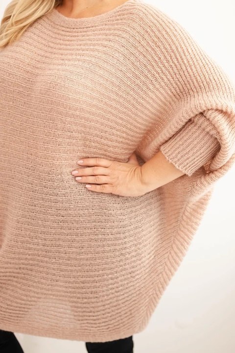 Sweter damski Plus Size z moherem ponczo pudrowy róż