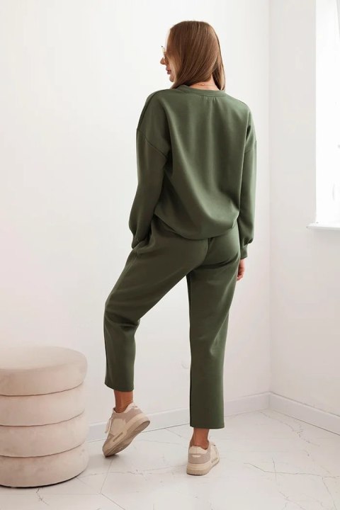 Komplet damski z wiskozy z ozdobnym motywem i spodniami khaki