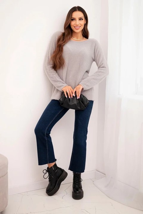 Sweter damski z miękkiej dzianiny z okrągłym dekoltem fango