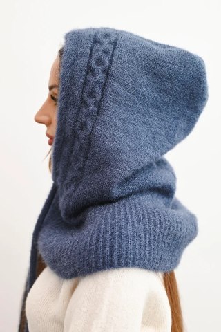 Czapka kaptur damski z wiązaniem i warkoczowym splotem jeansowy